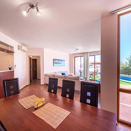 Apartament Belissima Święty Włas