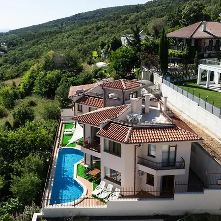 Belissima Święty Włas