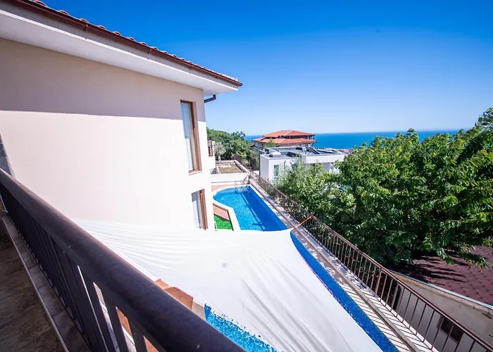 Belissima * Święty Włas